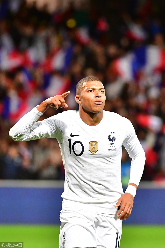 快船主场118-101胜爵士收获6连胜，小卡45+7，哈登20+7