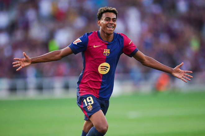 米娜聊起前同事，直言周姐被恋爱迷双眼，网友：这都什么上古传说