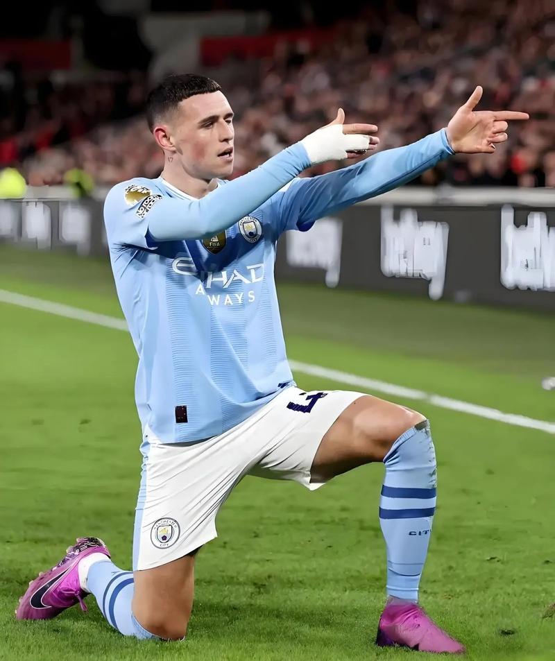 基恩：很乐意看到埃迪-豪执教曼联，他年轻并且经验丰富